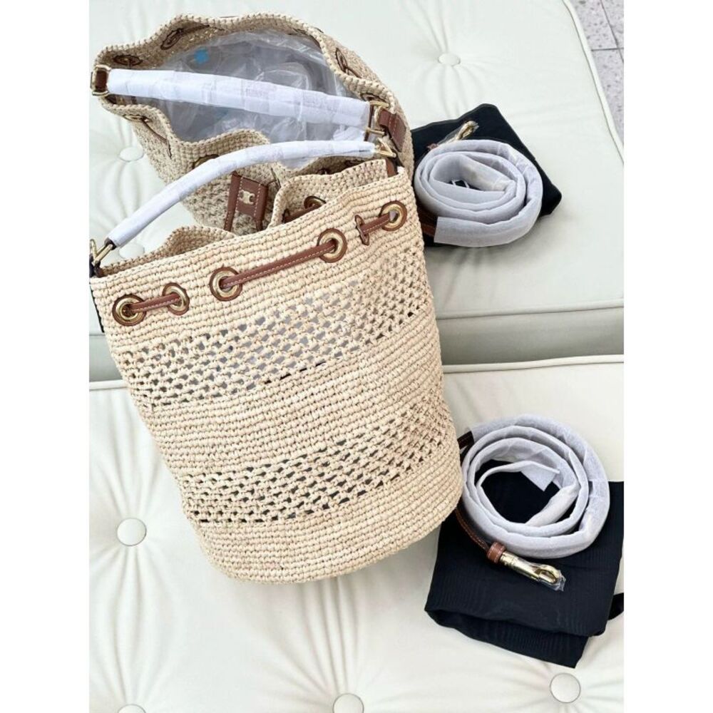Celine Women Pre-Loved Bag Brand New Condition - Picture 3 of 9